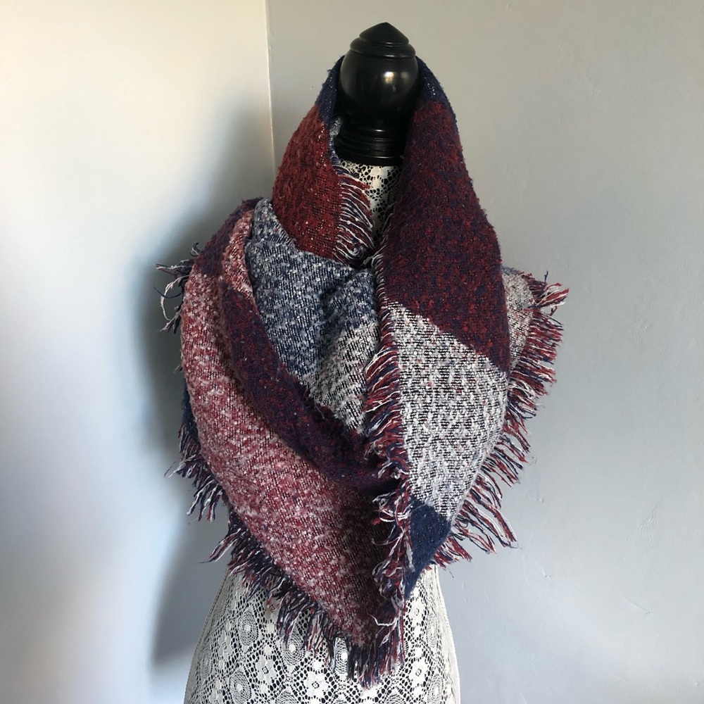 2 Winter Scarves for $25 🛍 - Picture 2 of 8